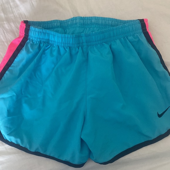 NIKE RUNNING SHORTS - Picture 3 of 5